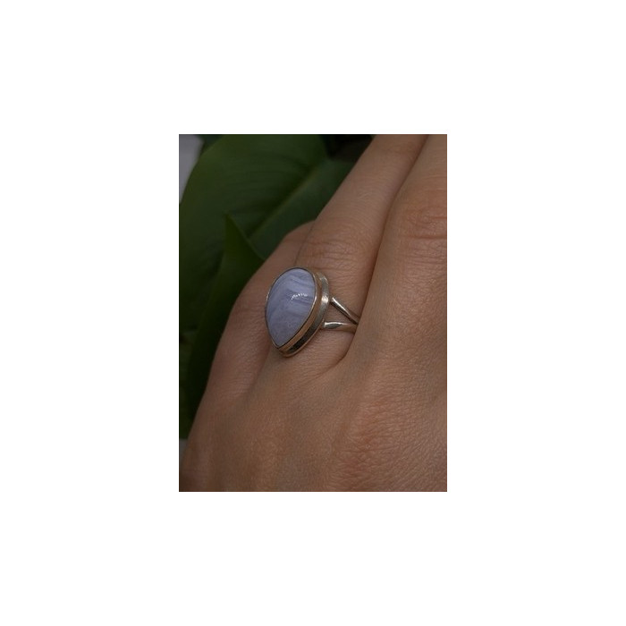 925 Sterling Silver Pear-Shaped Blue Lace Agate Ring Size 7.5