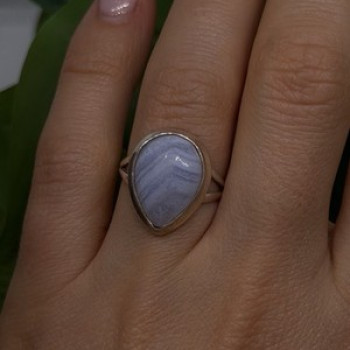 925 Sterling Silver Pear-Shaped Blue Lace Agate Ring Size 7.5