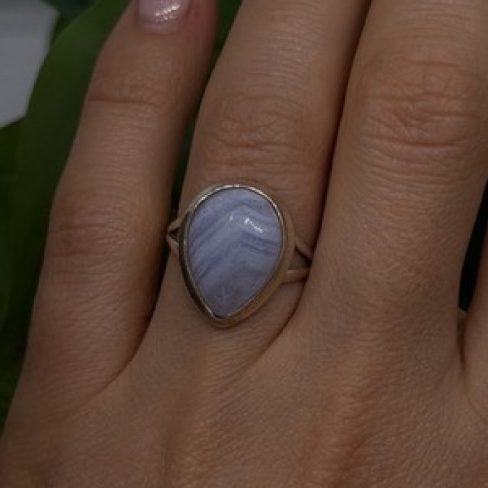 925 Sterling Silver Pear-Shaped Blue Lace Agate Ring Size 7.5