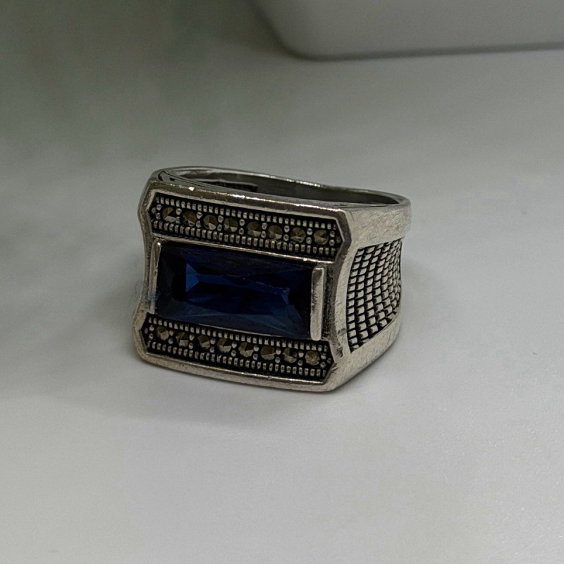 HarlemBling 925 Sterling Silver Sapphire & Marcasite Ring Size 8