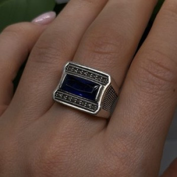 HarlemBling 925 Sterling Silver Sapphire & Marcasite Ring Size 8