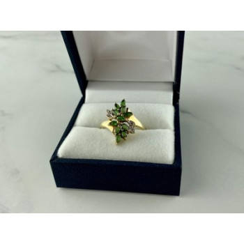 10K YELLOW GOLD  PERIDOT & DIAMONDS RING SIZE 8