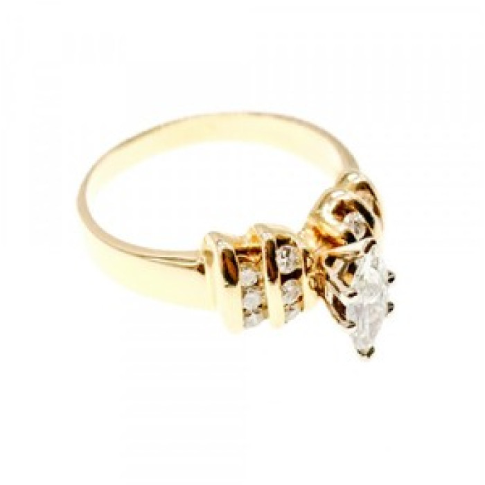 14K Yellow Gold Diamonds Ring Size 10.5