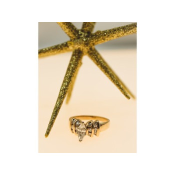 14K YELLOW GOLD DIAMONDS RING SIZE 10.5