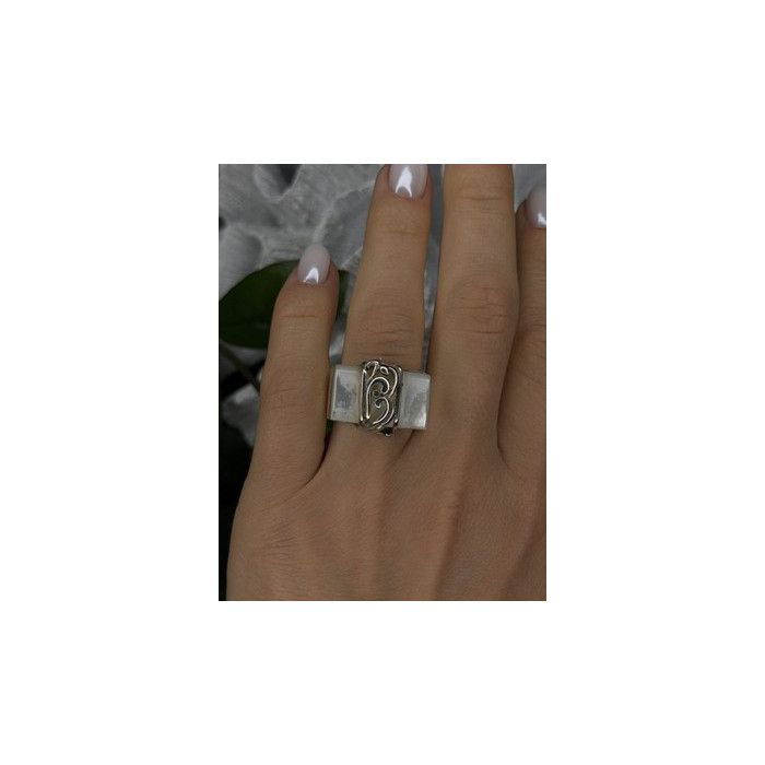 925 Sterling Silver White Abalone Mother of Pearl Ring Size 7