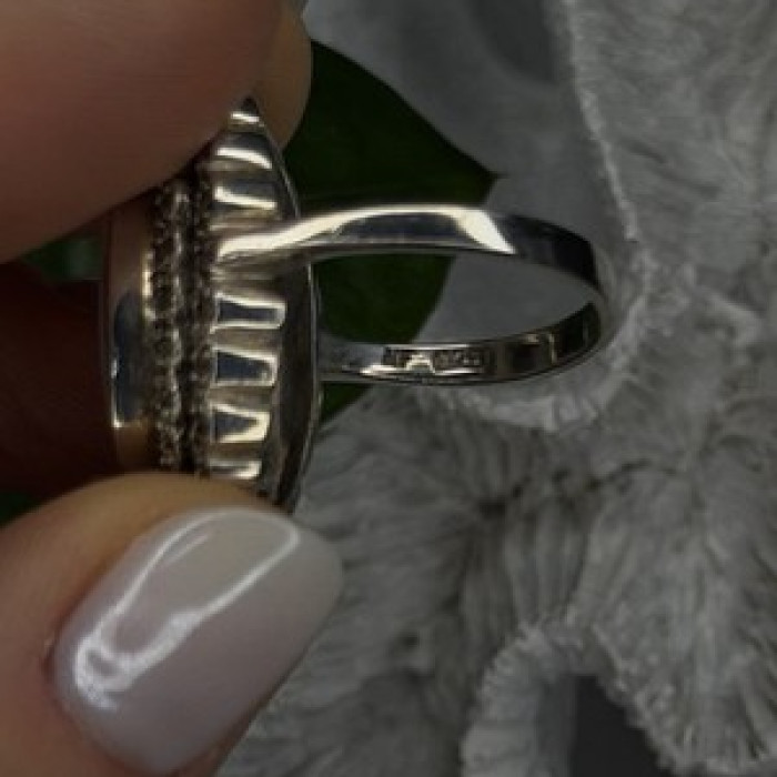 Elegant Vintage 925 Sterling Silver White Abalone & Marcasite Ring Size 9