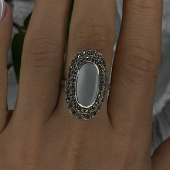 Elegant Vintage 925 Sterling Silver White Abalone & Marcasite Ring Size 9