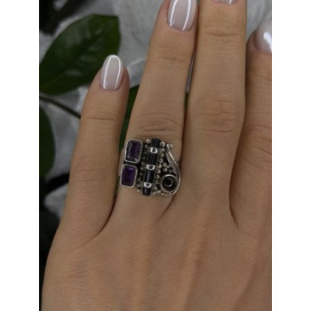 Unique Design Vintage 925 Sterling Silver Amethyst & Onyx & Peridot Ring Size 7