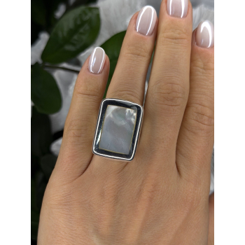 Elegant 925 Sterling Silver White Abalone Mother of Pearl Ring Size 7