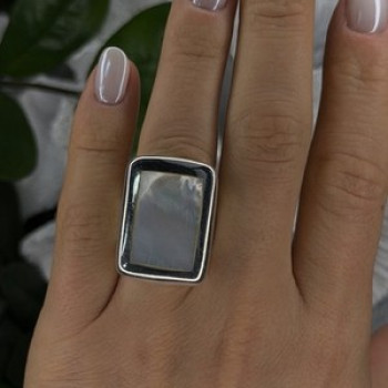 Elegant 925 Sterling Silver White Abalone Mother of Pearl Ring Size 7