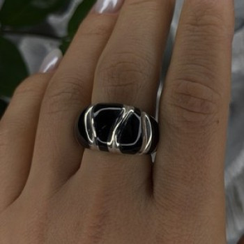 Elegant 925 Sterling Silver Black Onyx Ring Size 8.5