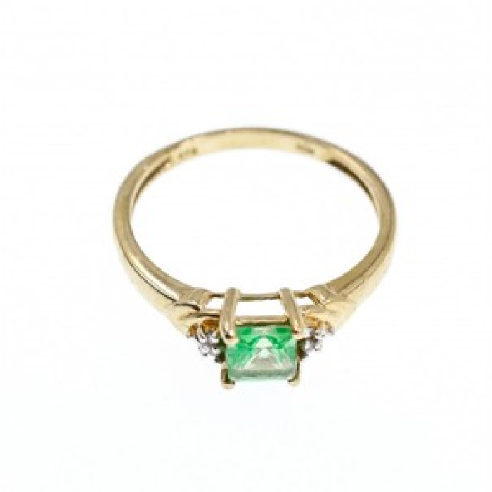 10K Yellow Gold Tsavorite & Diamonds Ring Size 6.25