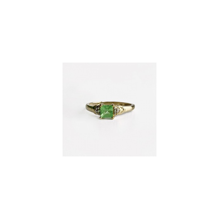 10K YELLOW GOLD TSAVORITE & DIAMONDS RING SIZE 6.25