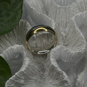 925 Sterling Silver & Yellow Gold Plated Ring Size 7