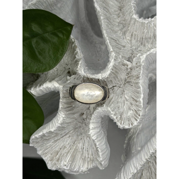 925 Sterling Silver White Abalone Mother of Pearl Ring Size 7