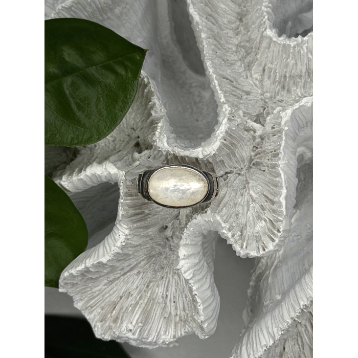 925 Sterling Silver White Abalone Mother of Pearl Ring Size 7