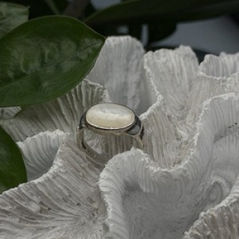 925 Sterling Silver White Abalone Mother of Pearl Ring Size 7