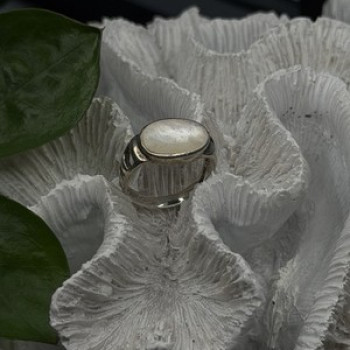 925 Sterling Silver White Abalone Mother of Pearl Ring Size 7