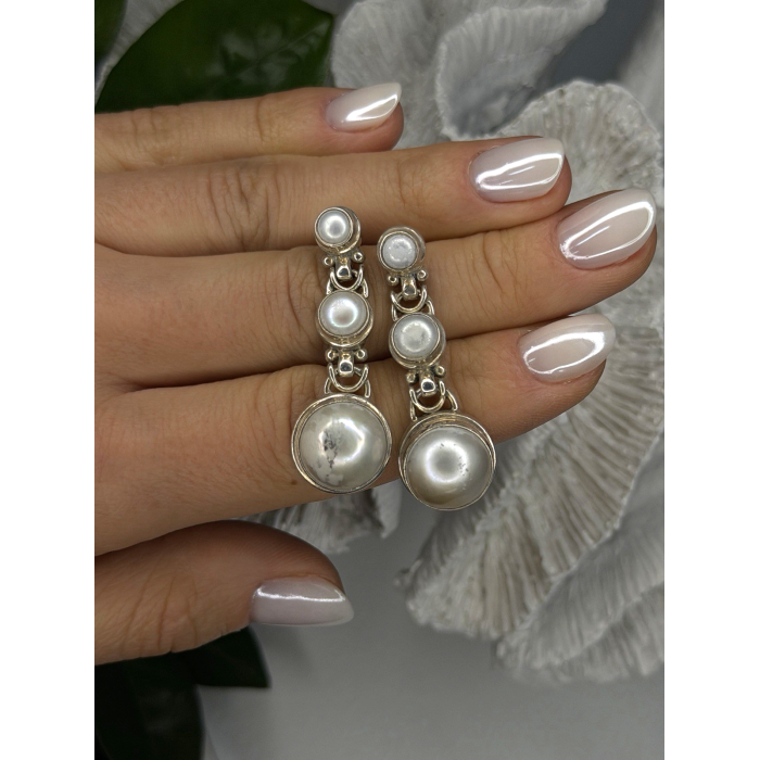 Beautiful Dangle 925 Sterling Silver White Pearls Earrings