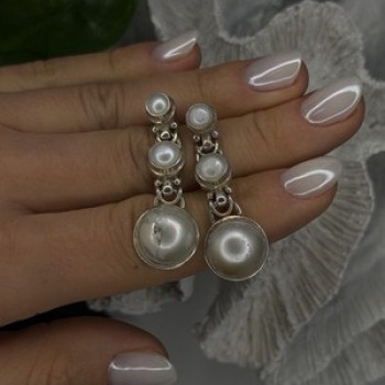 Beautiful Dangle 925 Sterling Silver White Pearls Earrings