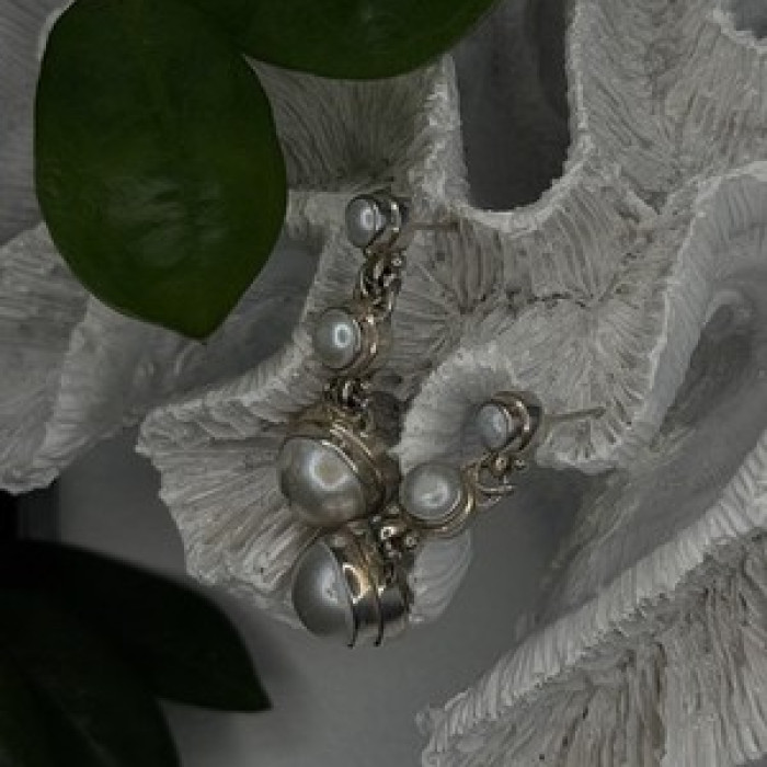 Beautiful Dangle 925 Sterling Silver White Pearls Earrings