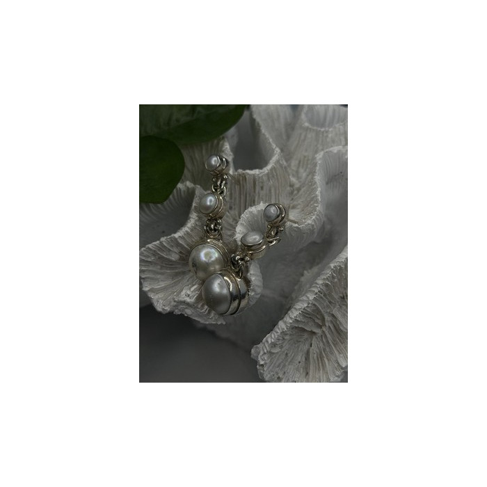 Beautiful Dangle 925 Sterling Silver White Pearls Earrings