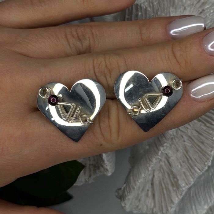 Vintage Scapes 925 Sterling Silver Heart Purple Agate Earrings