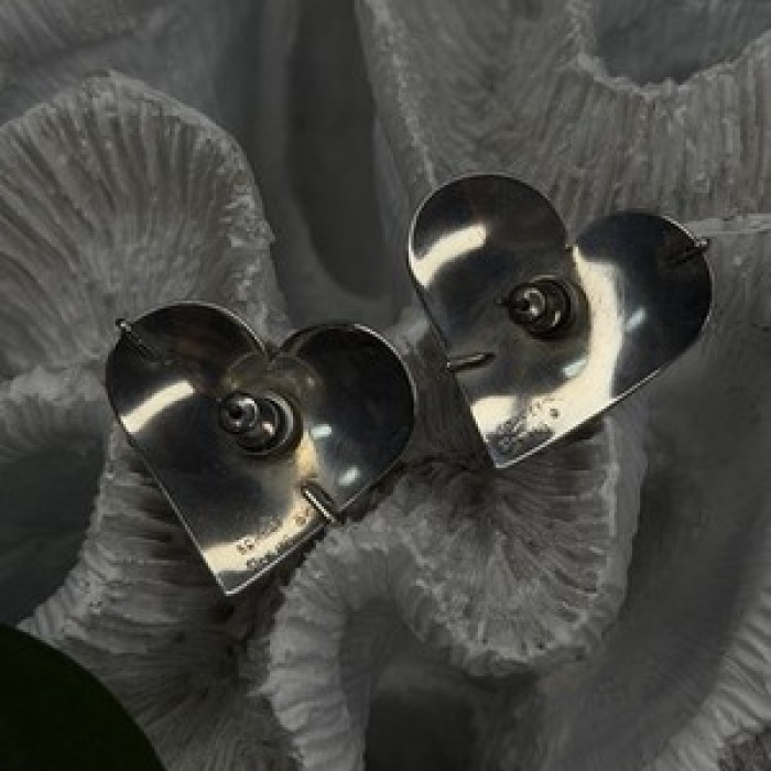 Vintage Scapes 925 Sterling Silver Heart Purple Agate Earrings