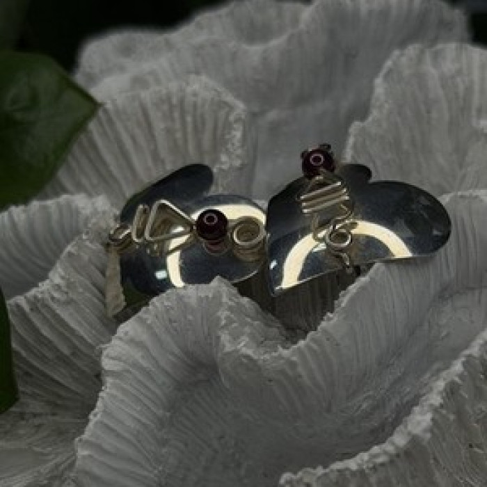 Vintage Scapes 925 Sterling Silver Heart Purple Agate Earrings