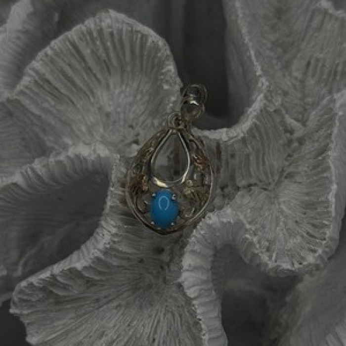 925 Sterling Silver Yellow and Rose Gold Plated Leaf Turquoise Pendant