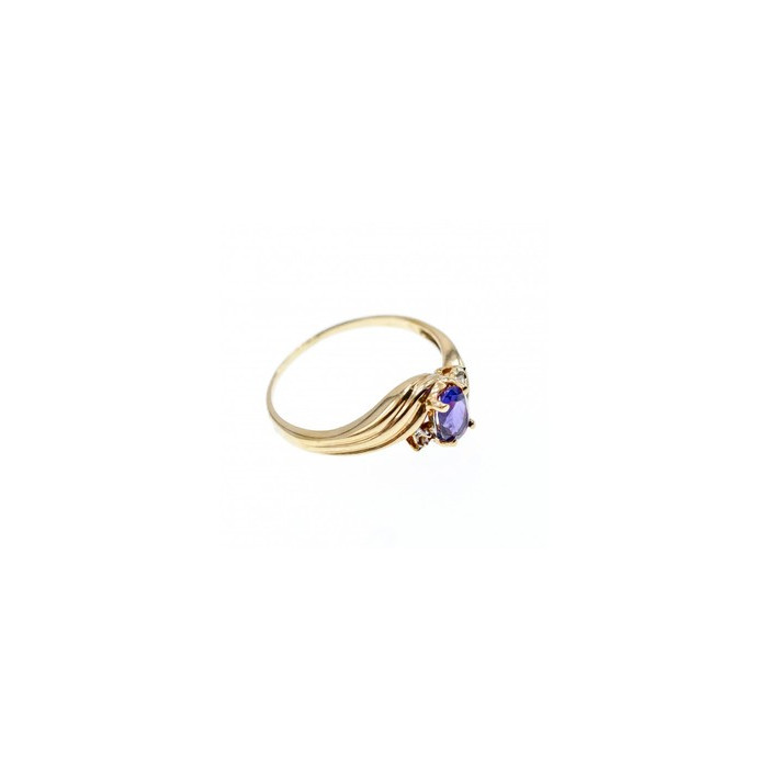 10K YELLOW GOLD AMETHYST & DIAMONDS RING SIZE 5.5