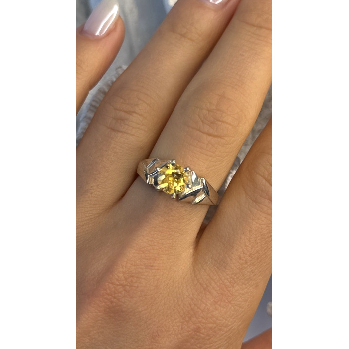 Elegant 925 Sterling Silver Yellow Citrine Ring Size 8