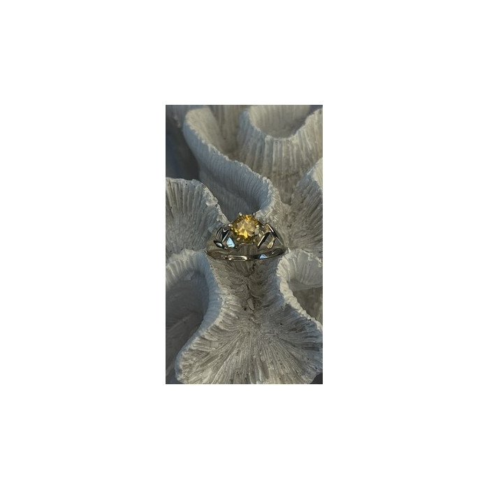 Elegant 925 Sterling Silver Yellow Citrine Ring Size 8