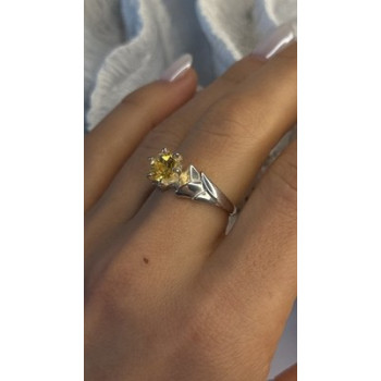 Elegant 925 Sterling Silver Yellow Citrine Ring Size 8