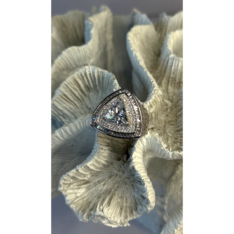 Unisex 925 Sterling Silver Trillion-Cut Simulated Diamond Cz Stones Ring Size 10