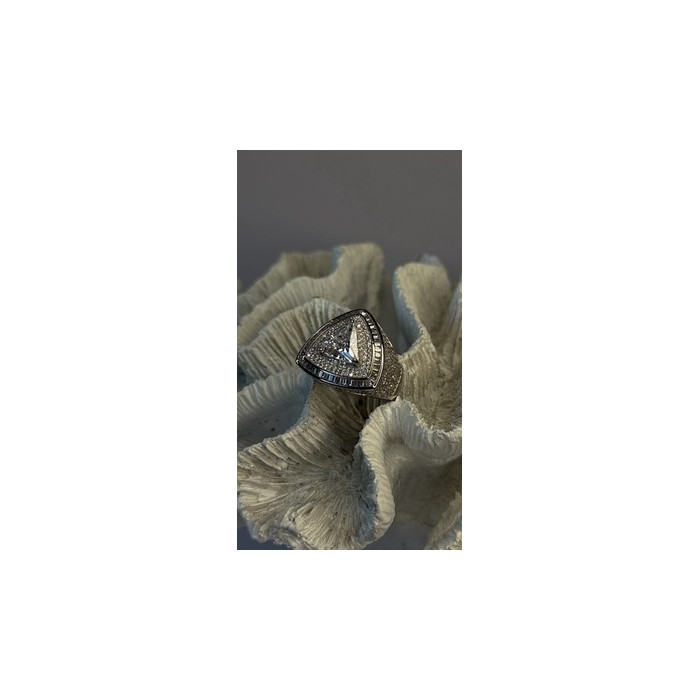 Unisex 925 Sterling Silver Trillion-Cut Simulated Diamond Cz Stones Ring Size 10