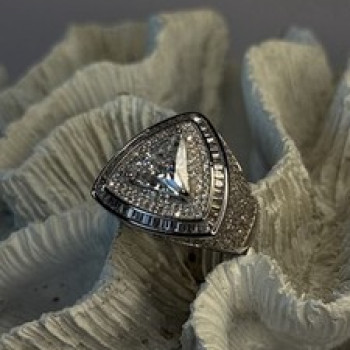Unisex 925 Sterling Silver Trillion-Cut Simulated Diamond Cz Stones Ring Size 10