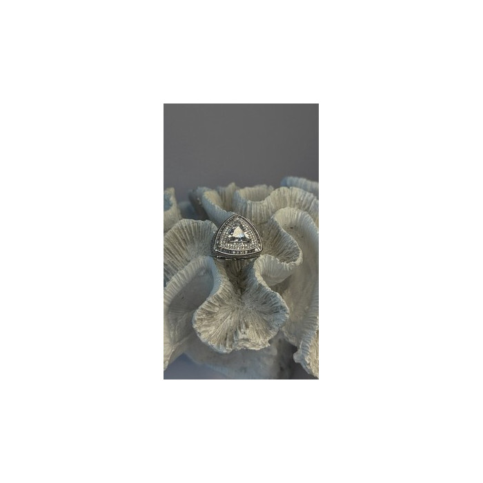 Unisex 925 Sterling Silver Trillion-Cut Simulated Diamond Cz Stones Ring Size 10