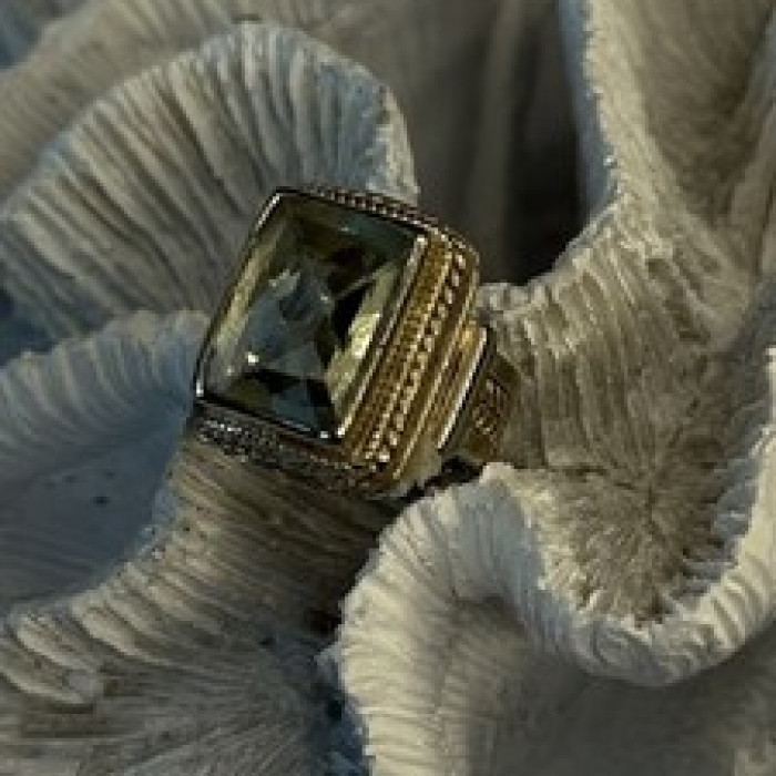 Vintage Style 925 Sterling Silver Quartz Stone Ring Size 6