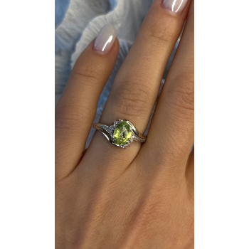 925 Sterling Silver & 10K yellow Gold Part Peridot & Diamonds Ring Size 7