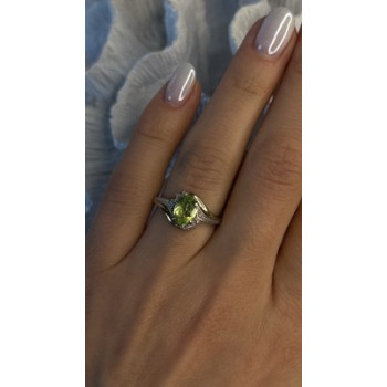 925 Sterling Silver & 10K yellow Gold Part Peridot & Diamonds Ring Size 7