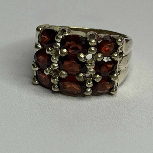 Vintage 925 Sterling Red Garnet Silver Ring Size 7