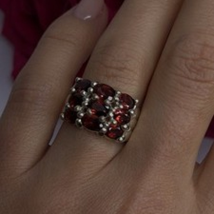 Vintage 925 Sterling Red Garnet Silver Ring Size 7