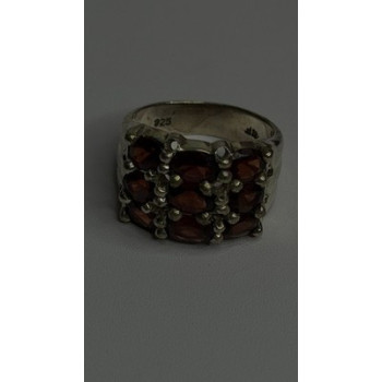 925 Sterling Silver Red Shiny Garnet Ring Size 6