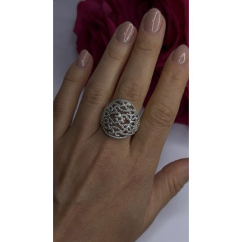 Elegant 925 Sterling Silver Diamonds Ring Size 9