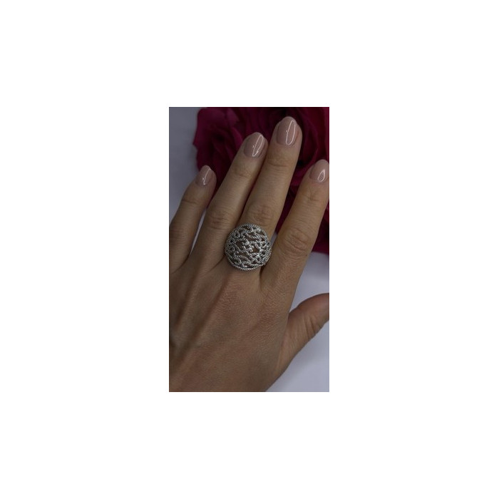 Elegant 925 Sterling Silver Diamonds Ring Size 9