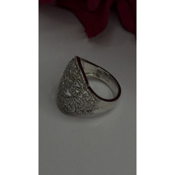 Elegant 925 Sterling Silver Diamonds Ring Size 9