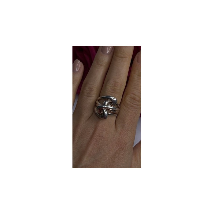 Unique Design 925 Sterling Silver Ring Size 7