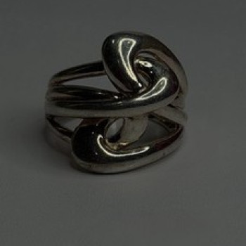 Unique Design 925 Sterling Silver Ring Size 7