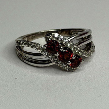 925 Sterling Silver Garnet & Beryl Ring Size 7